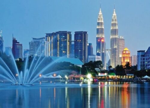 💖 Honeymoon Bliss in Malaysia ✨                                           6 Nights / 7 Days | 🔥 Flat 10% OFF Special Deal